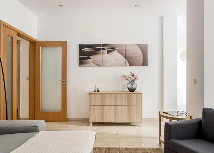 Guestready - & Spacious In Апартаменты Порту